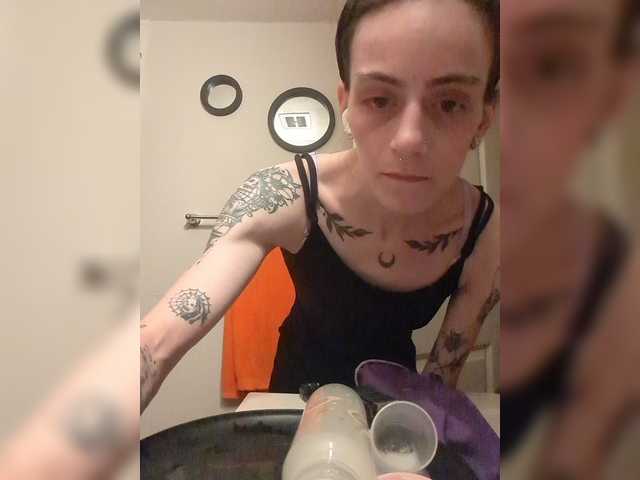 Brujaxgrey live webcam show