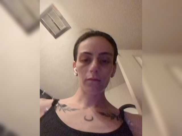 Brujaxgrey live webcam show