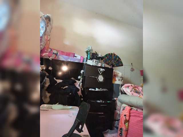 Brujaxgrey live webcam show