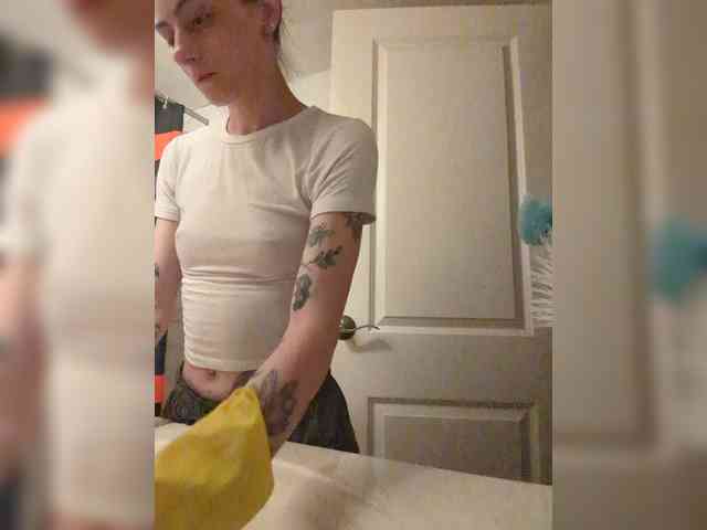 Brujaxgrey webcam