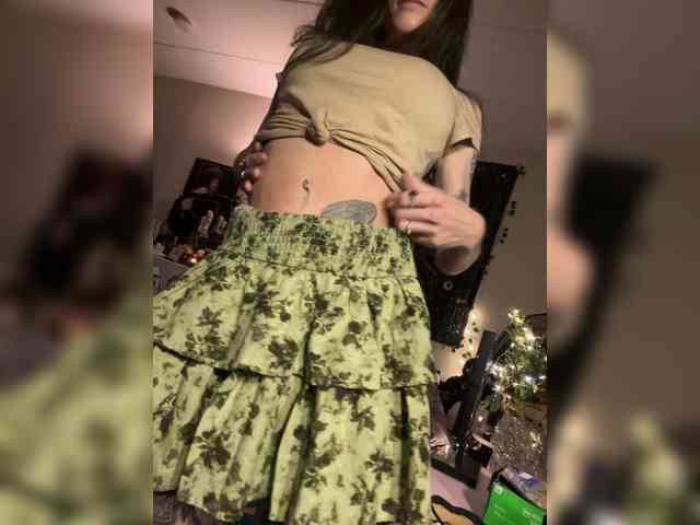 Brujaxgrey webcam
