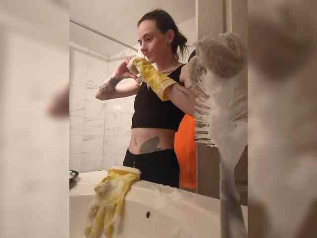 Brujaxgrey webcam