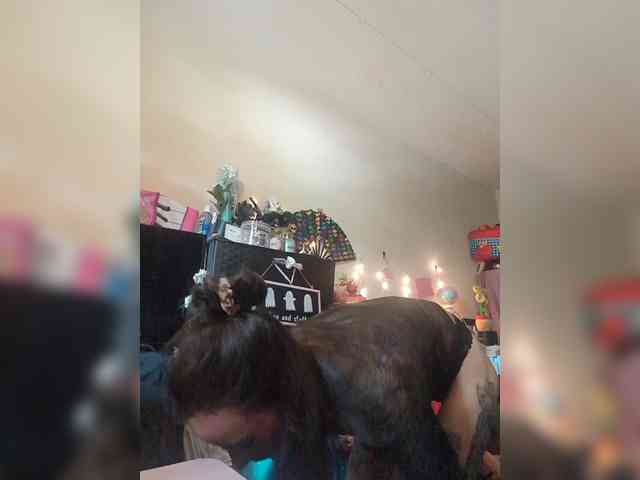 Brujaxgrey webcam