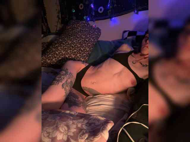 Brujaxgrey Sex Cam Show
