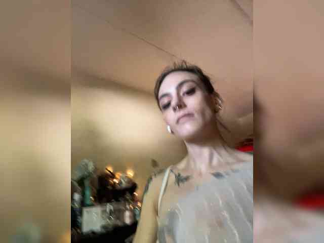 Brujaxgrey webcam