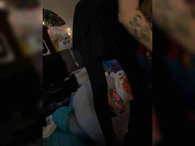 Brujaxgrey webcam