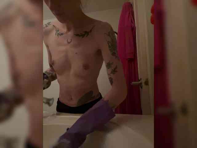 Brujaxgrey webcam