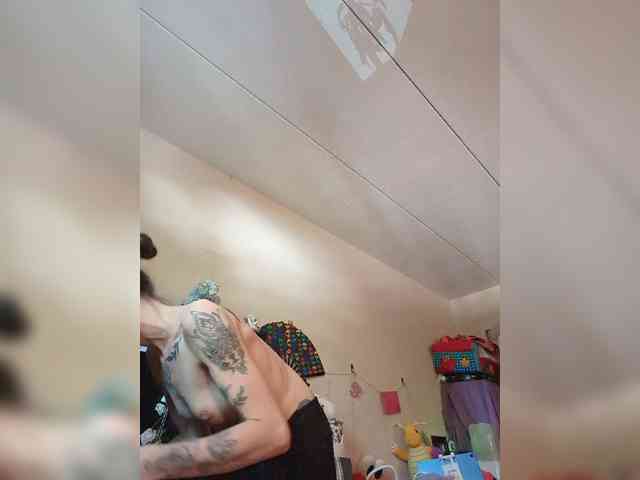 Brujaxgrey webcam