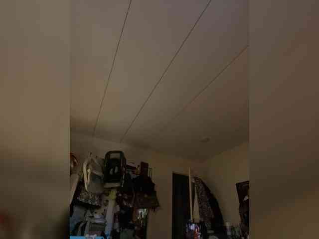 Brujaxgrey webcam