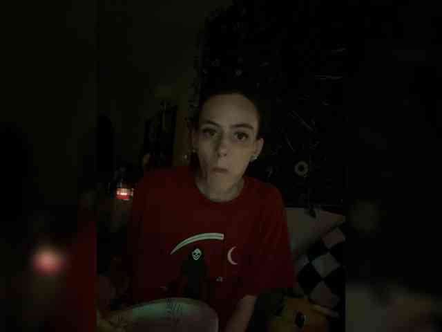 Brujaxgrey webcam