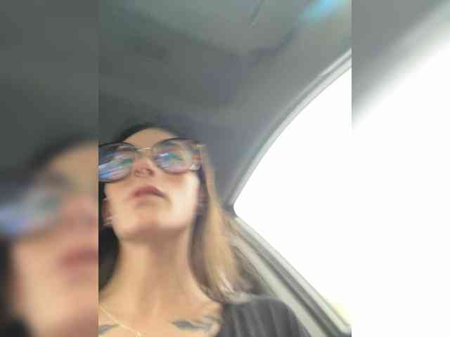 Brujaxgrey webcam