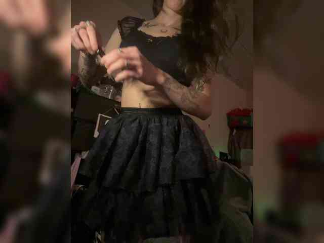 Brujaxgrey webcam