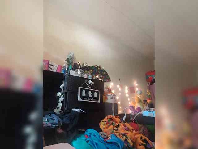 Brujaxgrey webcam