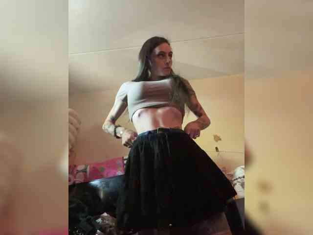 Brujaxgrey webcam