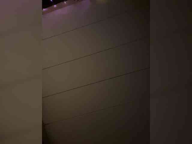 Brujaxgrey webcam