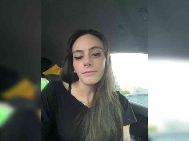 Brujaxgrey webcam