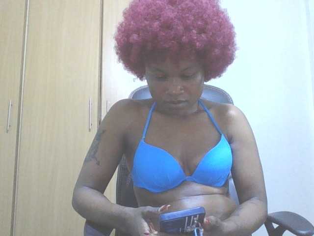 QueenIvy35