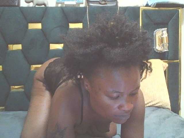 QueenIvy35