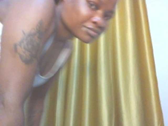 QueenIvy35