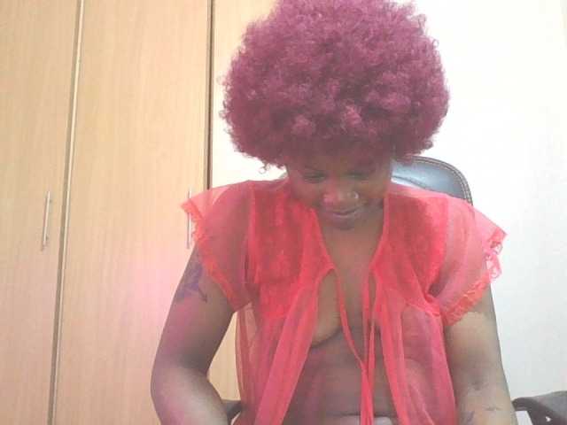 QueenIvy35