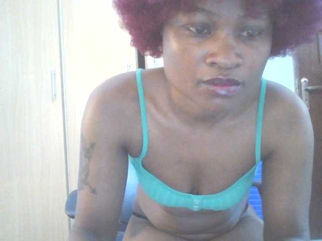 QueenIvy35