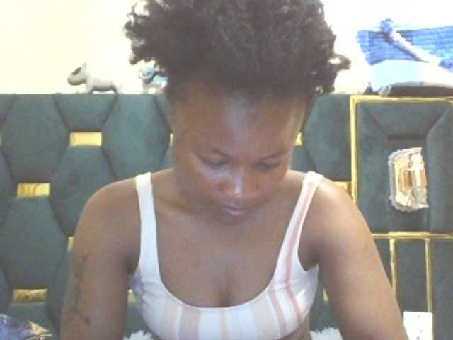 QueenIvy35