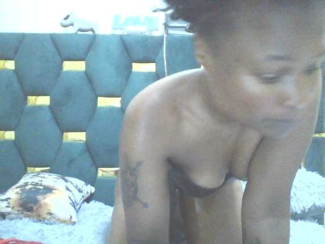 QueenIvy35
