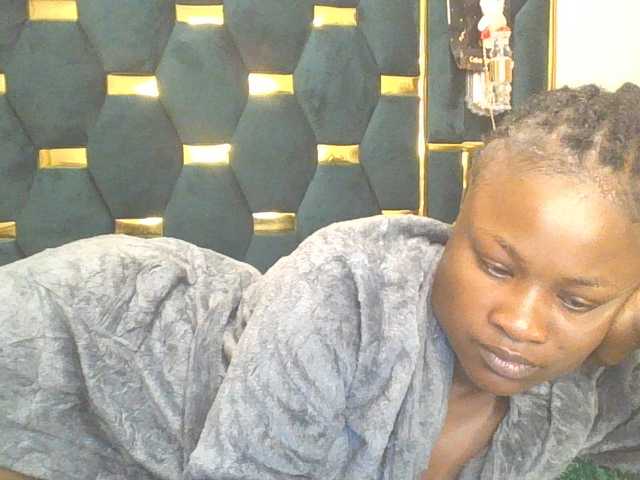 QueenIvy35