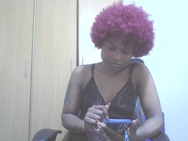 QueenIvy35