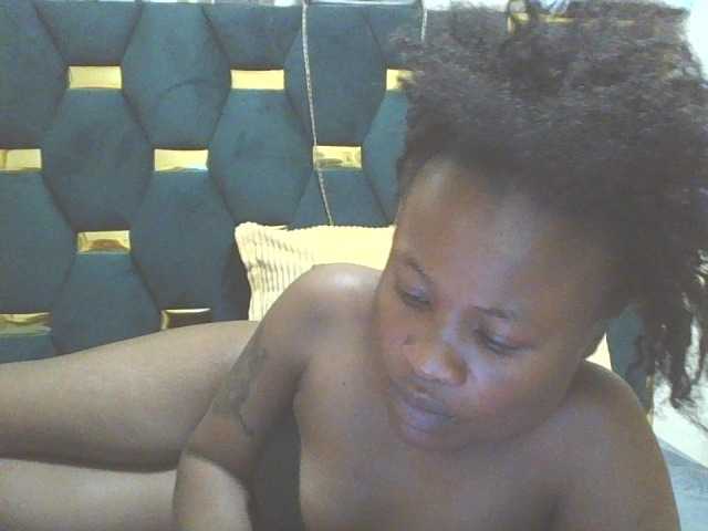 QueenIvy35