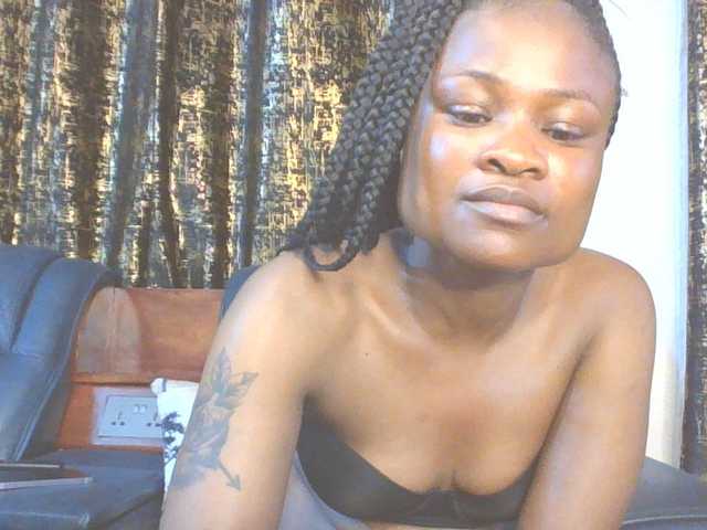 QueenIvy35