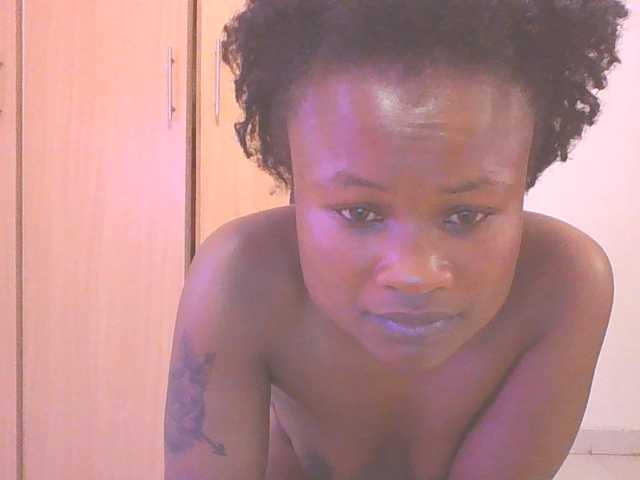 QueenIvy35