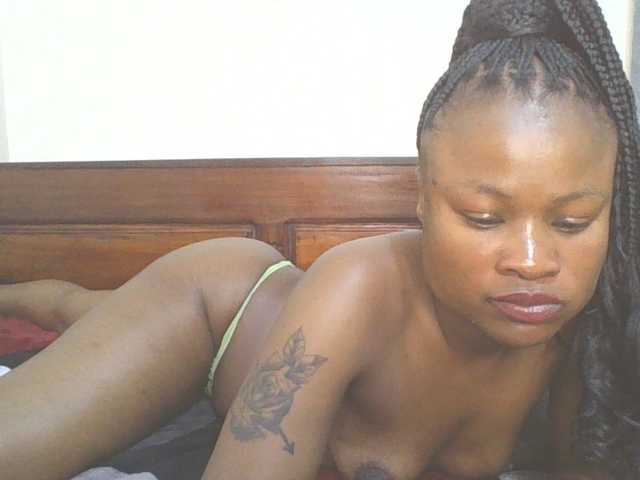 QueenIvy35