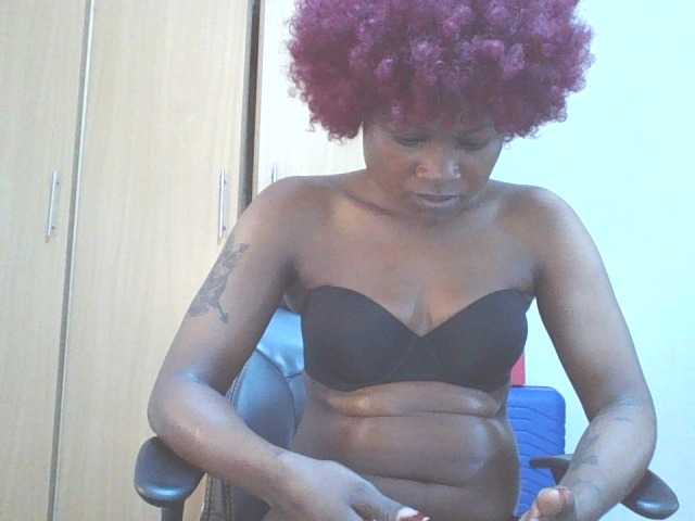 QueenIvy35