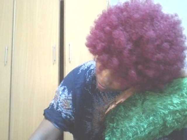 QueenIvy35
