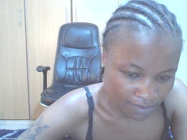 QueenIvy35