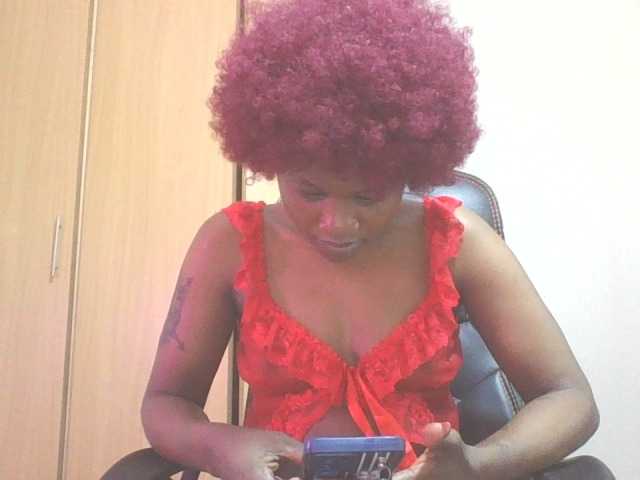 QueenIvy35
