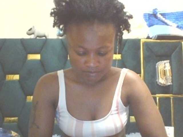 QueenIvy35