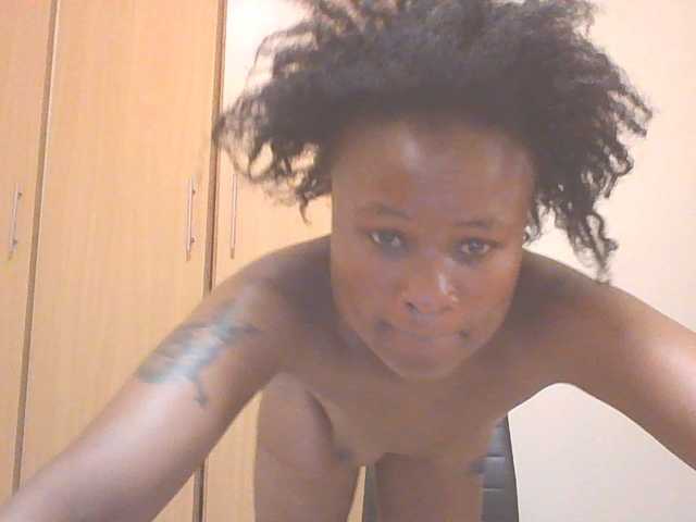 QueenIvy35