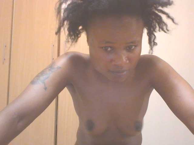 QueenIvy35