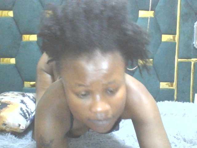 QueenIvy35