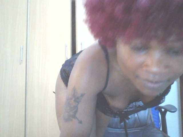 QueenIvy35