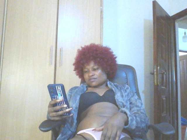 QueenIvy35