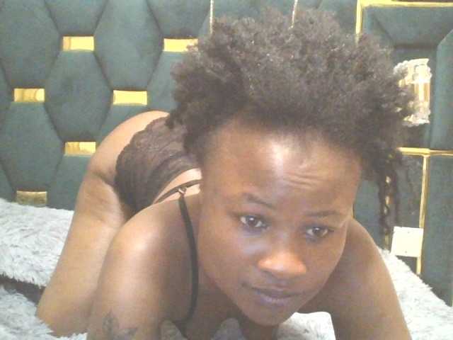 QueenIvy35