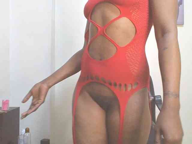 QueenIvy35 - Girl 