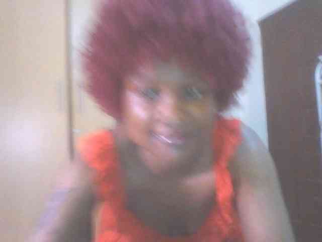 QueenIvy35 webcam
