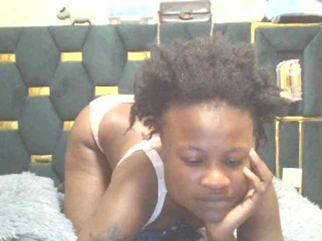 QueenIvy35