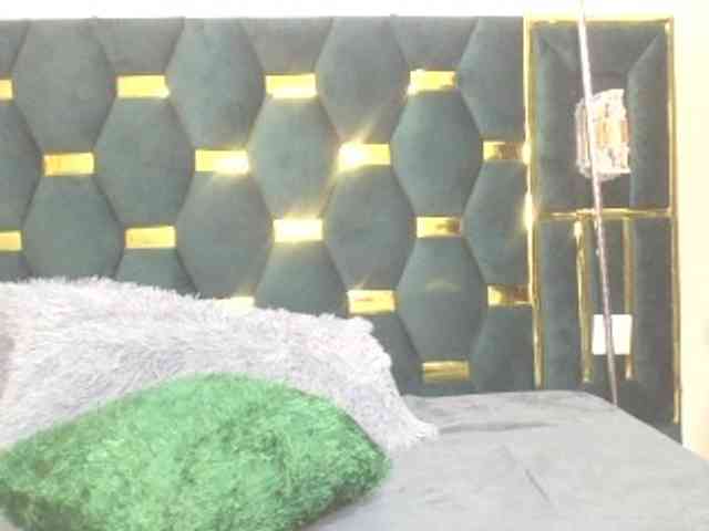 QueenIvy35