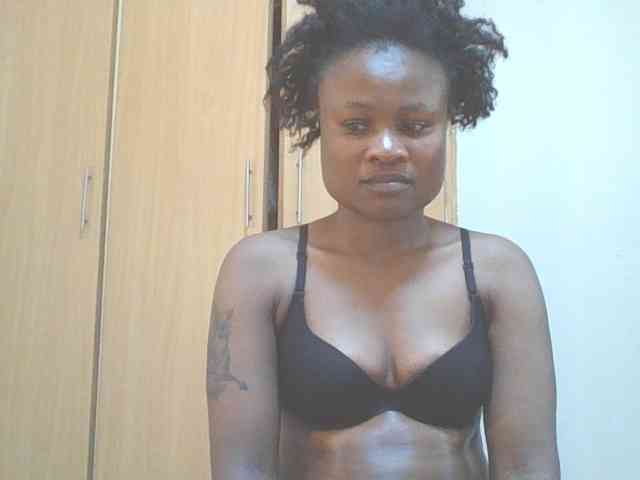 QueenIvy35