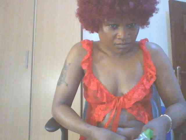 QueenIvy35
